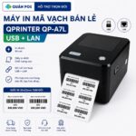 M&aacute;y in m&atilde; vạch b&aacute;n lẻ Qprinter QP-A7L kết nối USB v&agrave; LAN, in nhanh r&otilde; n&eacute;t, d&ugrave;ng giấy in nhiệt v&agrave; ph&ugrave; hợp cho cửa h&agrave;ng, si&ecirc;u thị, tạp h&oacute;a, shop.